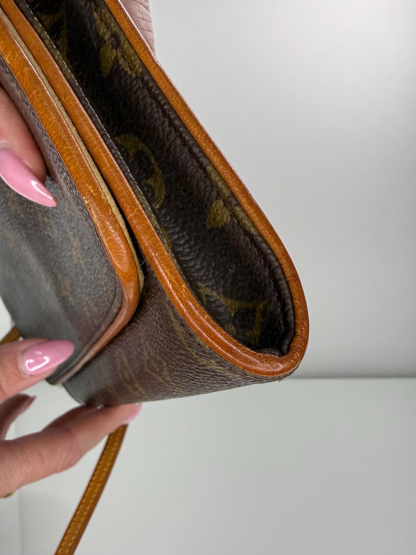 Louis Vuitton Vintage Monogram Pochette Twin GM