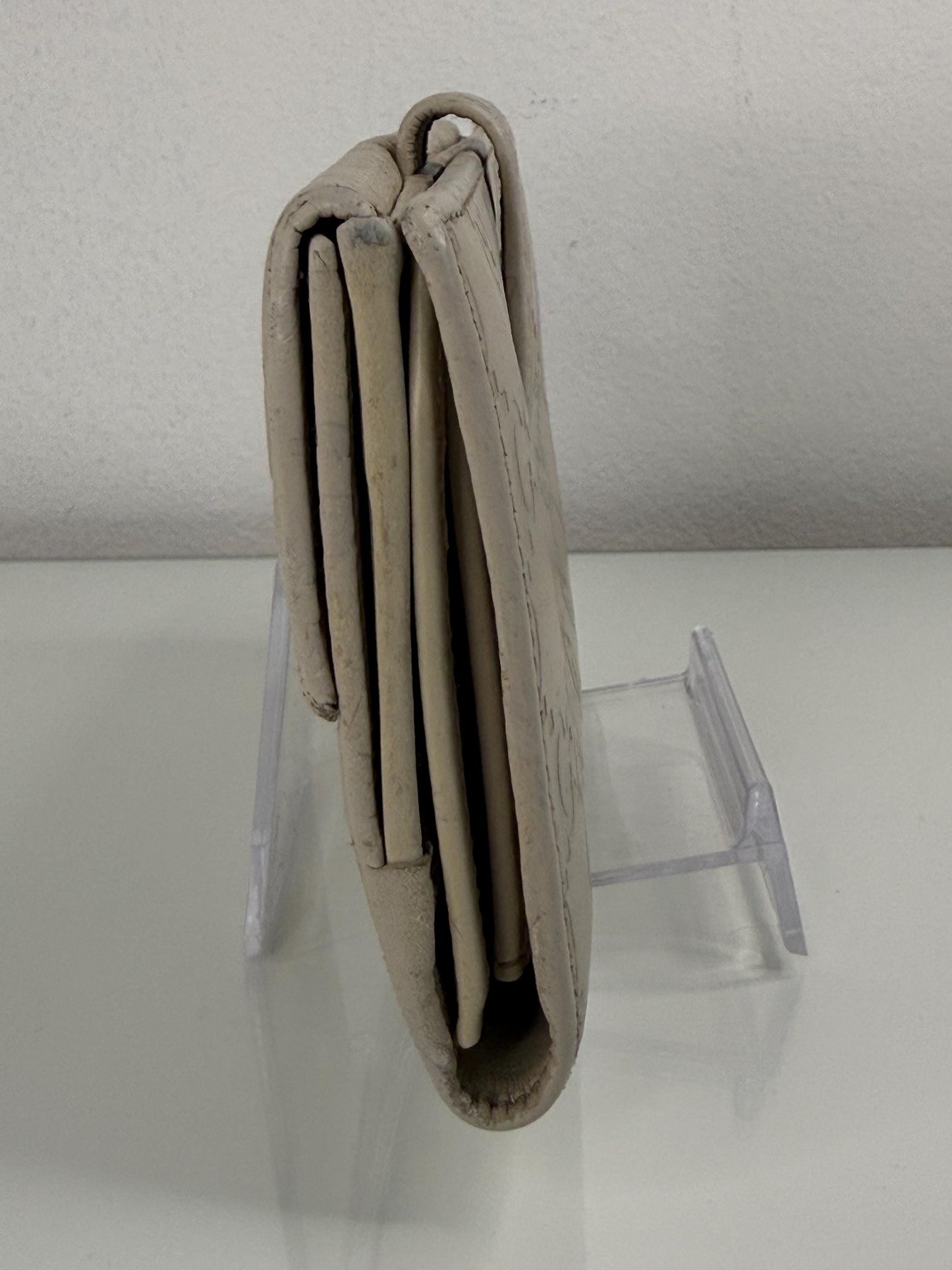 Gucci Guccissima Long Beige Leather Wallet