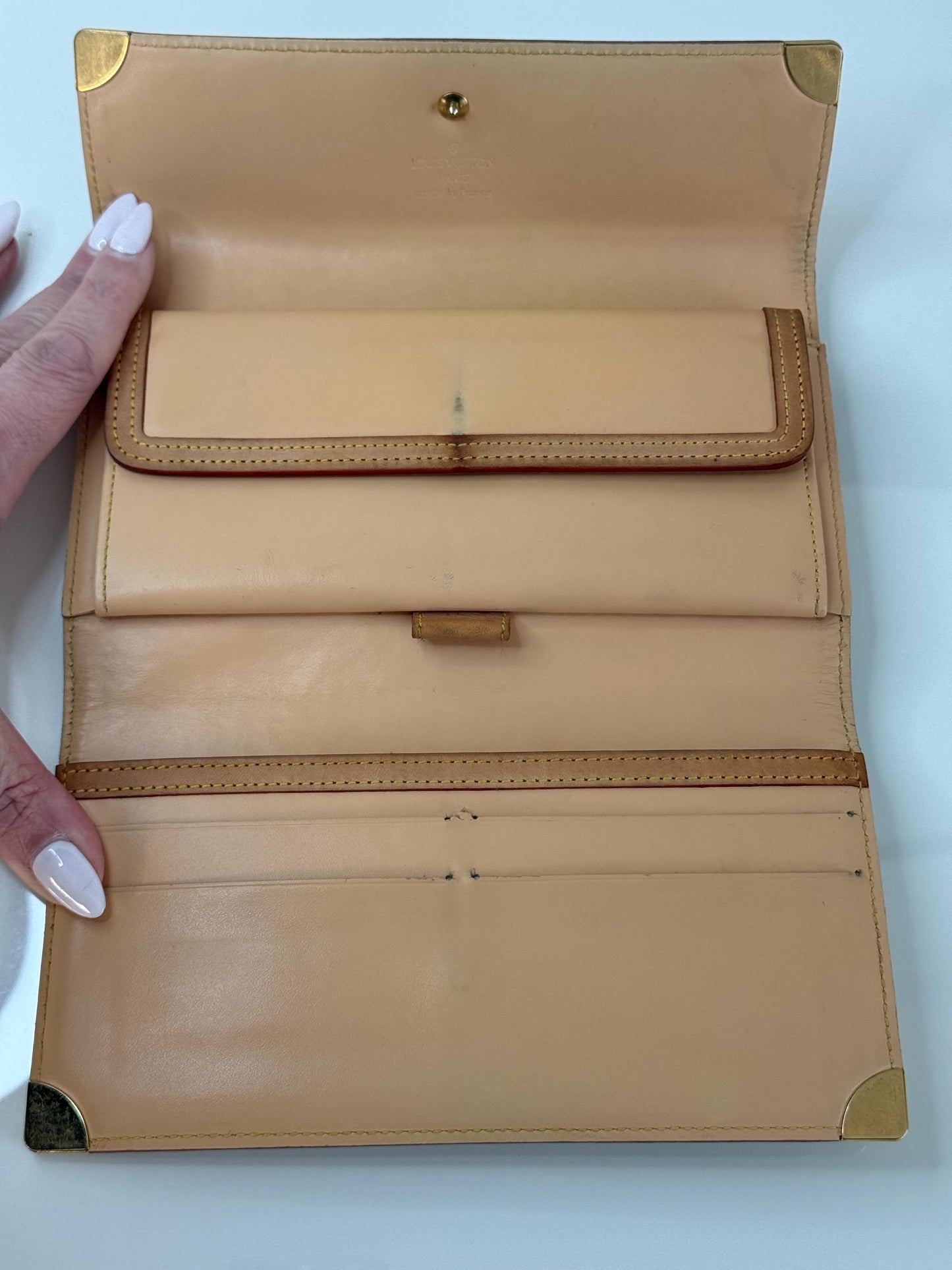 Louis Vuitton X Takashi Murakami Vintage International Long Wallet White
