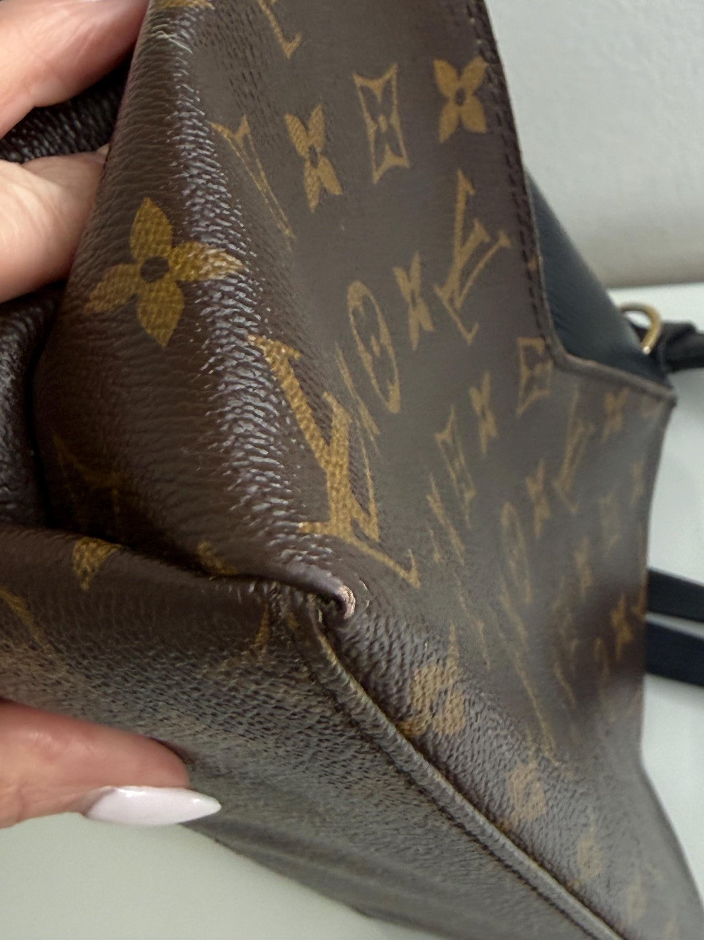 Louis Vuitton Epi Black and Monogram Saint Michel