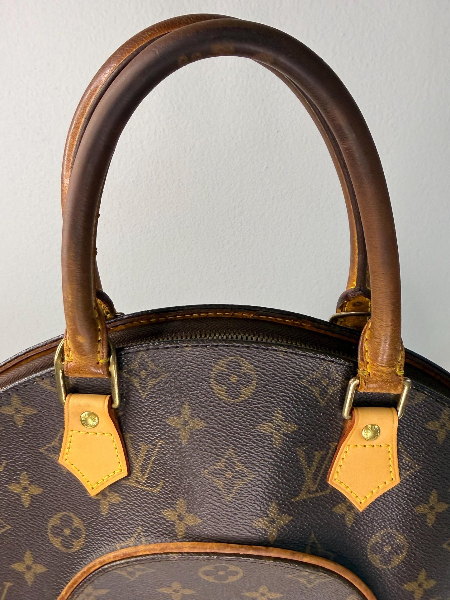 Louis Vuitton Vintage Monogram Ellipse PM