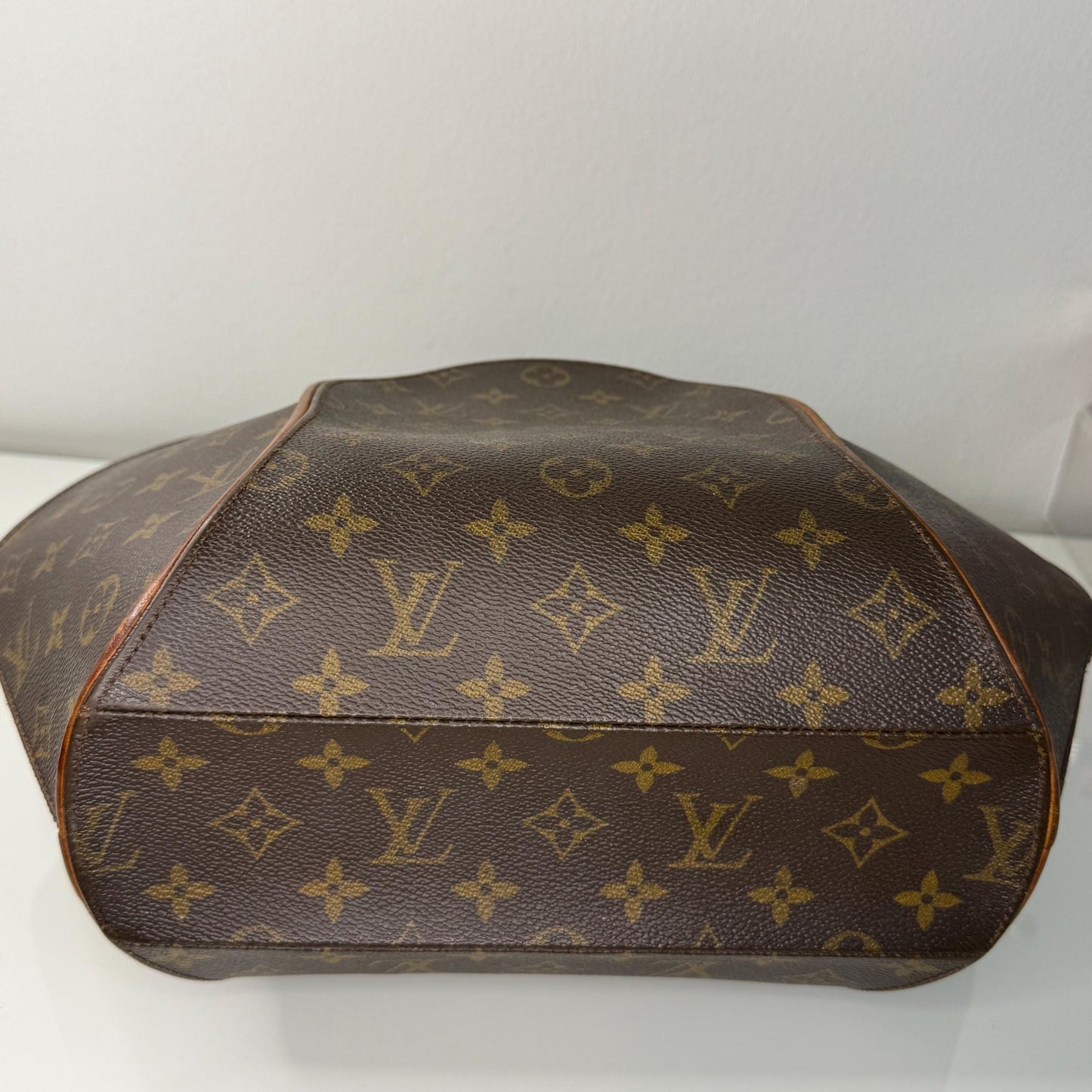 Louis Vuitton Vintage Monogram Ellipse PM