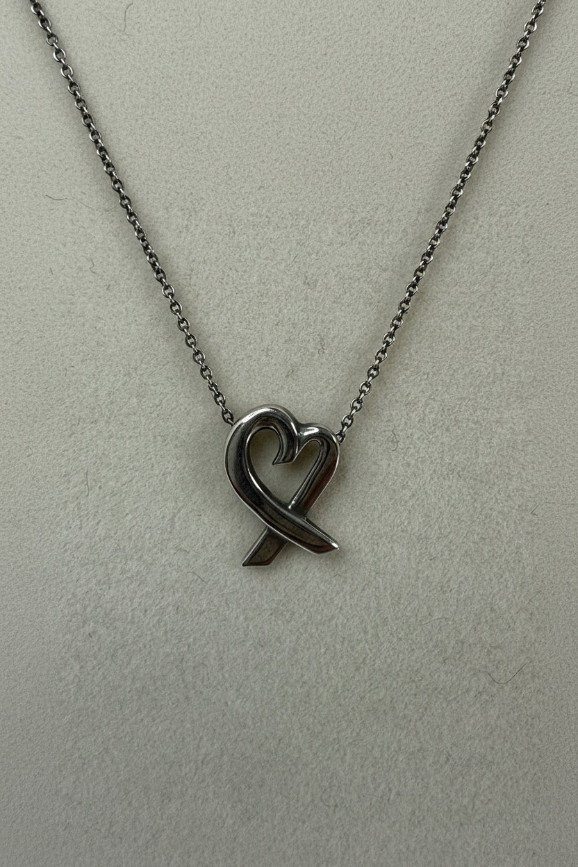 Tiffany Elsa Peretti Sterling Silver Paloma Picasso Loving Heart Necklace