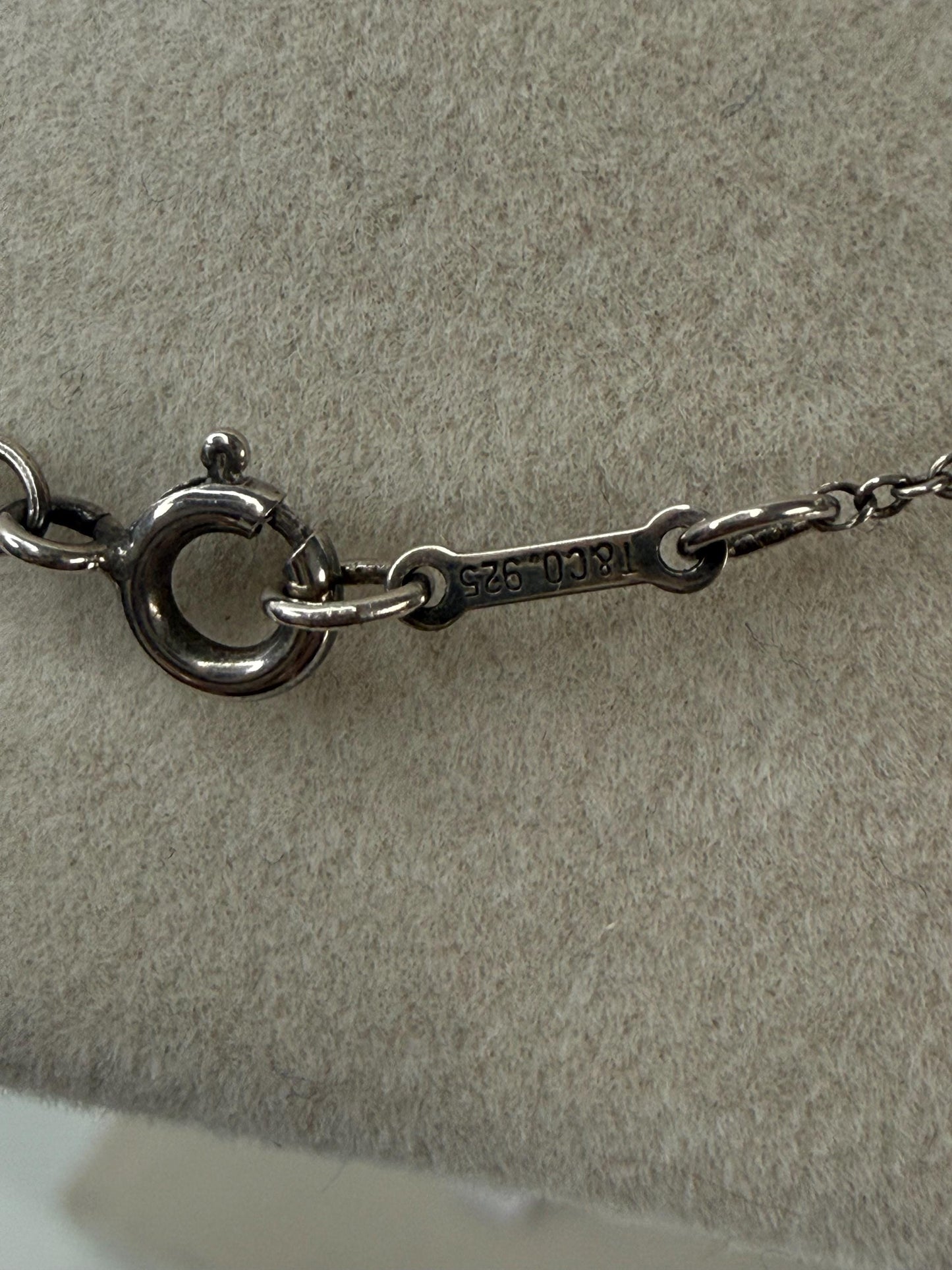 Tiffany Elsa Peretti Sterling Silver Paloma Picasso Loving Heart Necklace