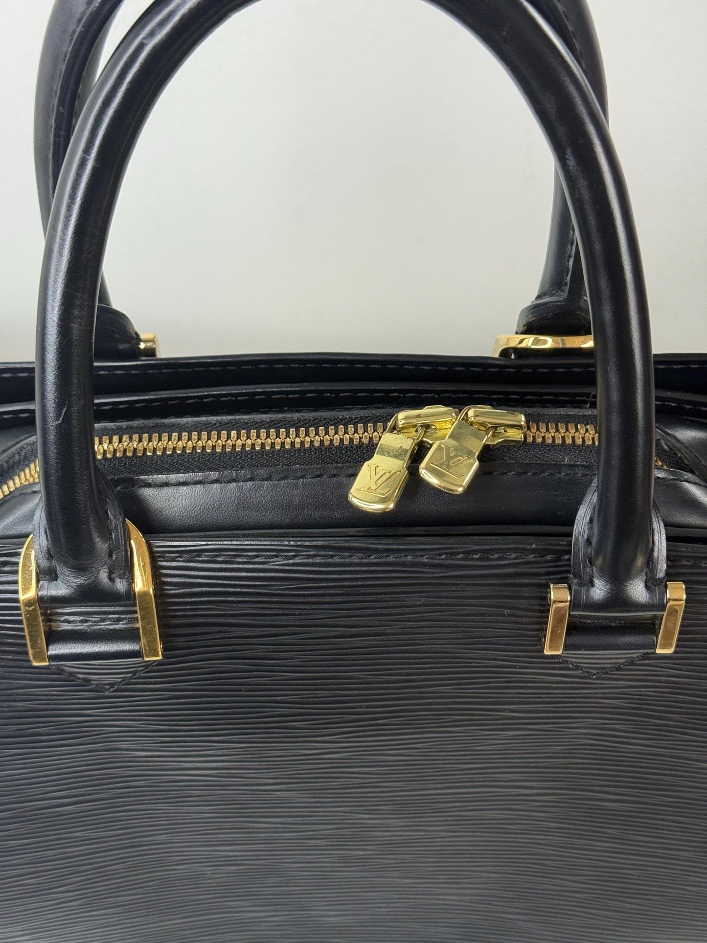 Louis Vuitton Vintage Epi Black Pont Neuf PM