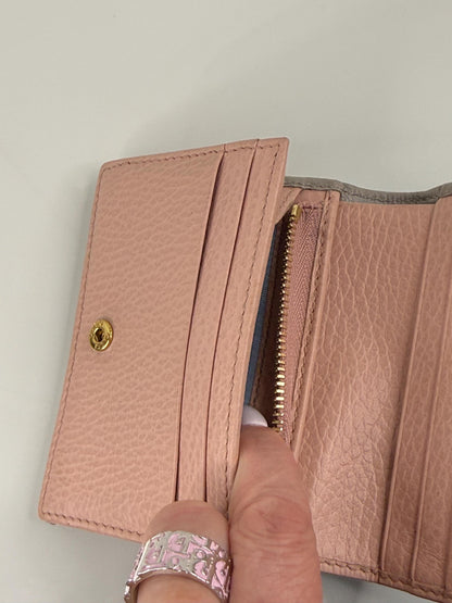 Gucci GG Light Gray with Pink Pebbled Leather Compact Wallet