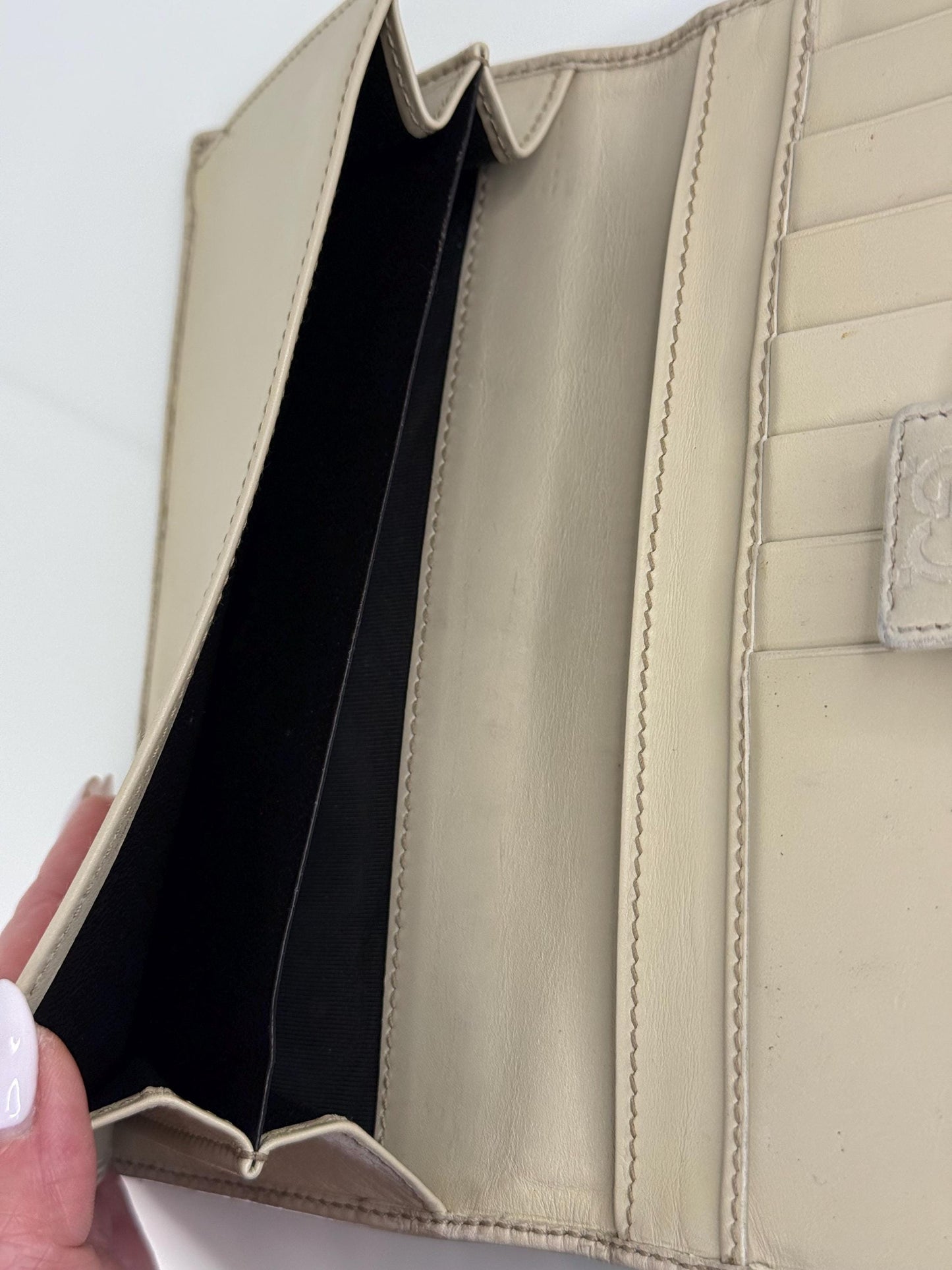 Gucci Guccissima Long Beige Leather Wallet