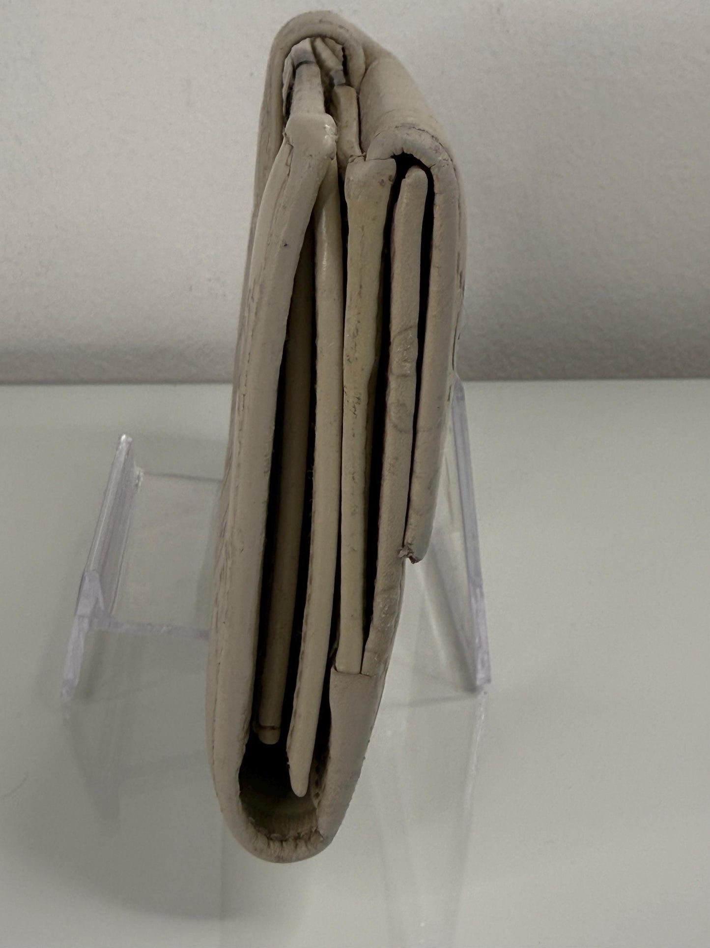 Gucci Guccissima Long Beige Leather Wallet