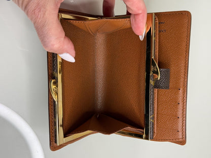 Louis Vuitton Monogram Kiss Lock Wallet Portefeuille Viennois