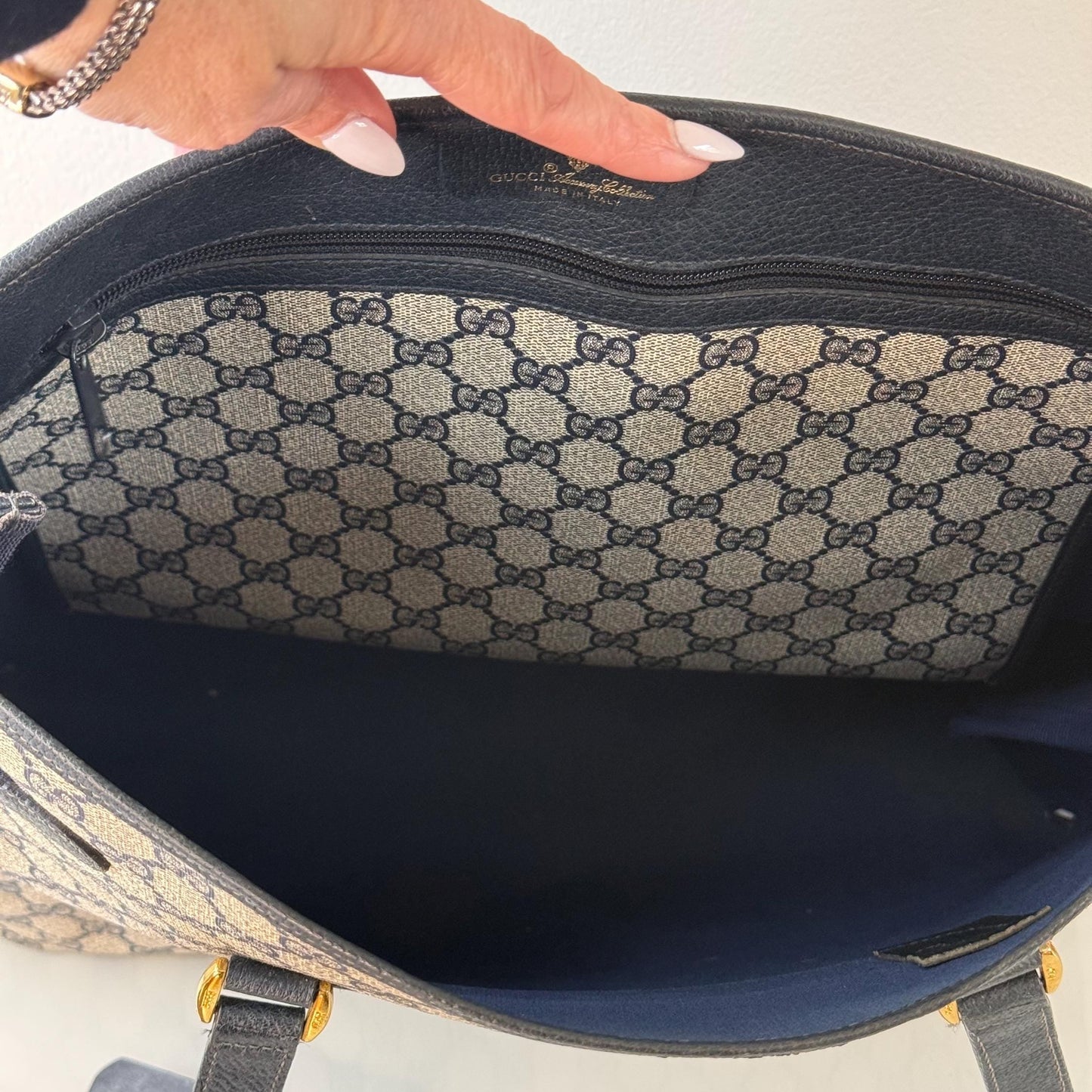 Gucci Vintage GG Supreme Sherry Line Tote in Navy