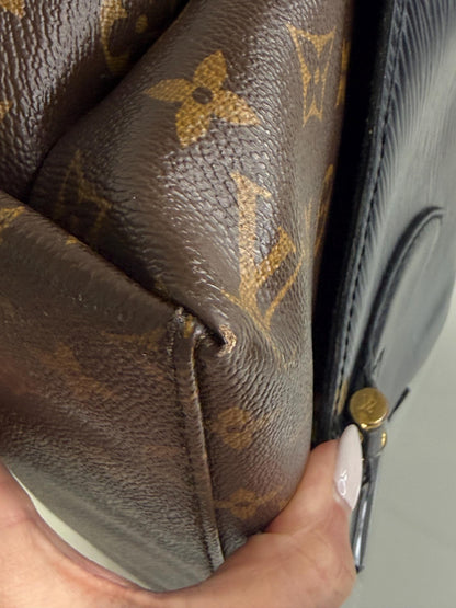 Louis Vuitton Epi Black and Monogram Saint Michel