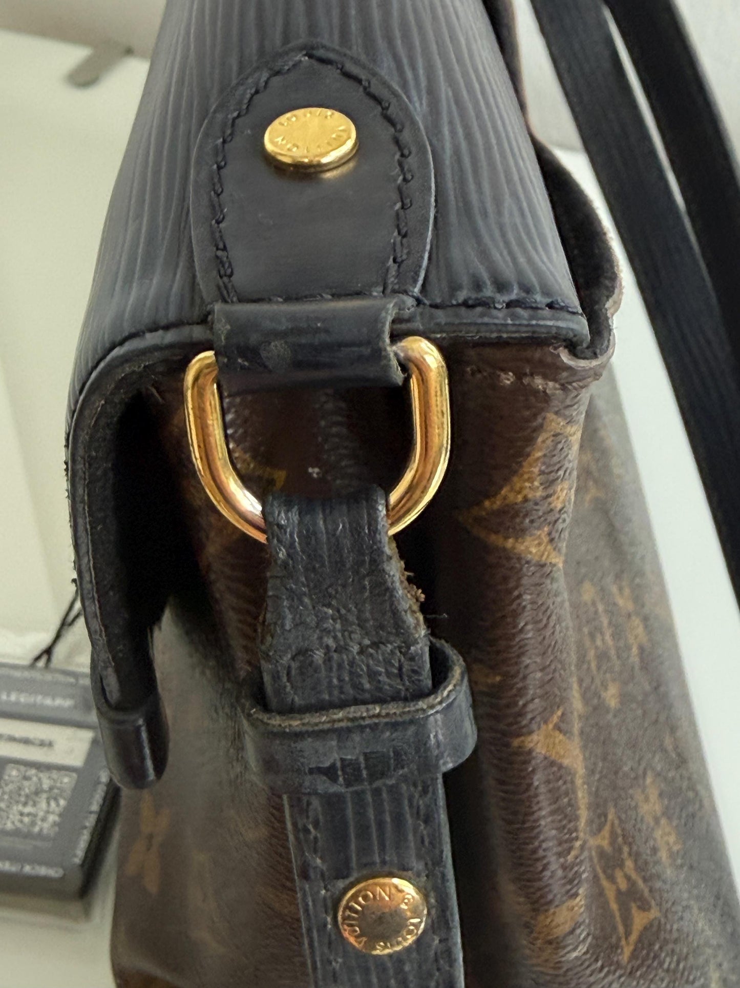 Louis Vuitton Epi Black and Monogram Saint Michel