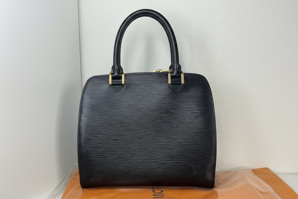 Louis Vuitton Vintage Epi Black Pont Neuf PM