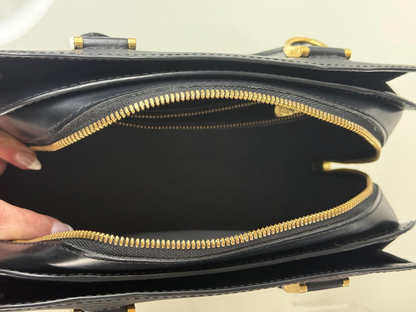 Louis Vuitton Vintage Epi Black Pont Neuf PM
