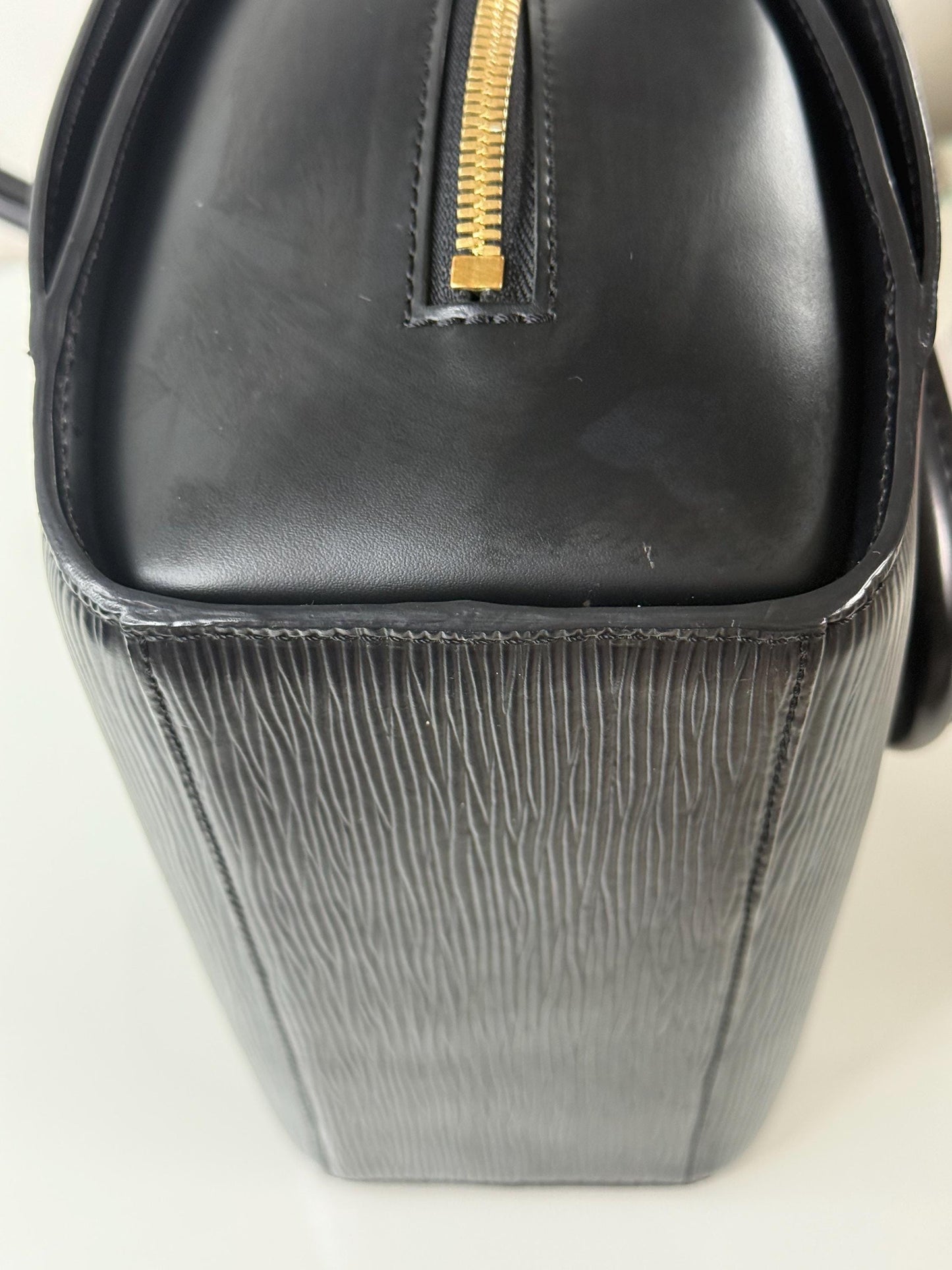 Louis Vuitton Vintage Epi Black Pont Neuf PM